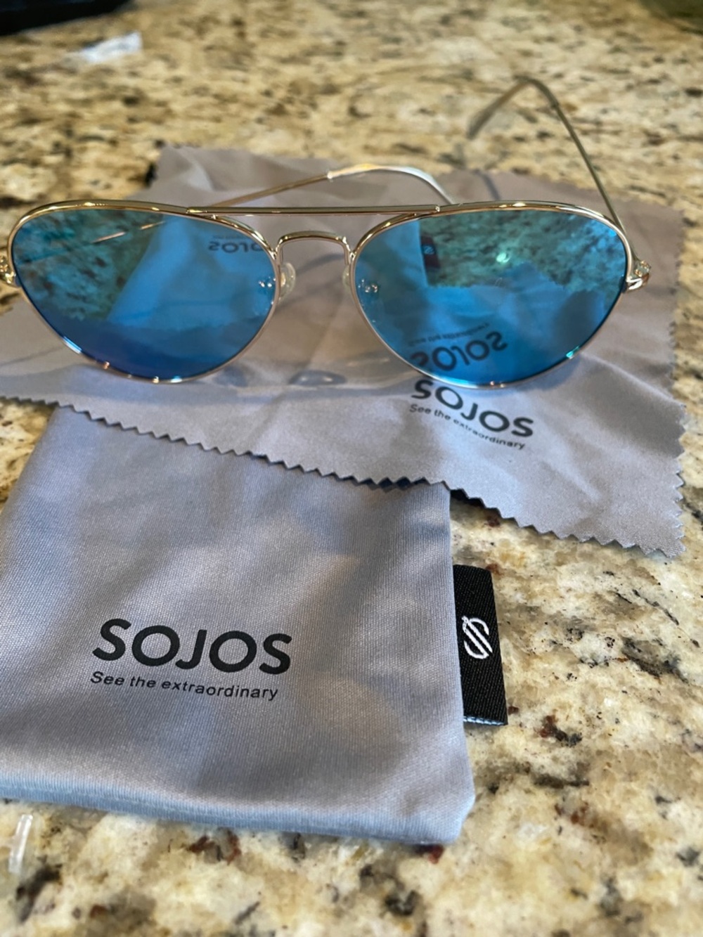 SOJOS Men’s Gold Aviator Sunglasses with Blue Mirrored Lenses